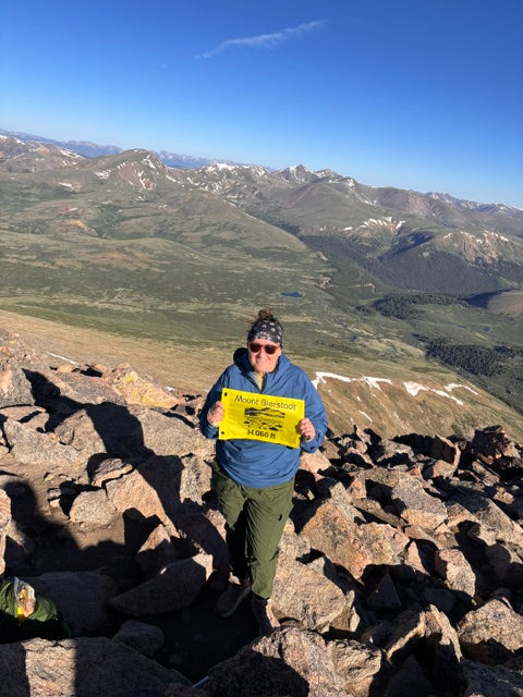 Summit Flag: Mt Bierstadt