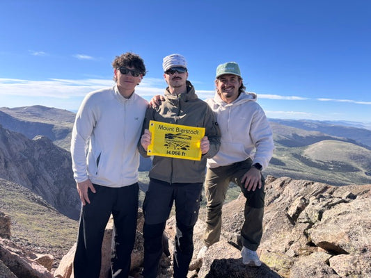 Summit Flag: Mt Bierstadt